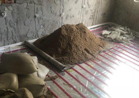 地暖管鋪裝中是否需要添加保溫材料