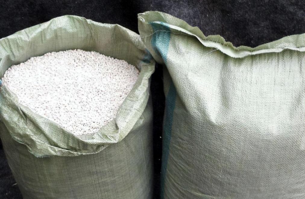 珍珠巖保溫材料的吸水性研究