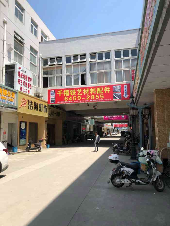 崇福鎮(zhèn)保溫材料批發(fā)市場，繁榮的商貿中心與發(fā)展前景
