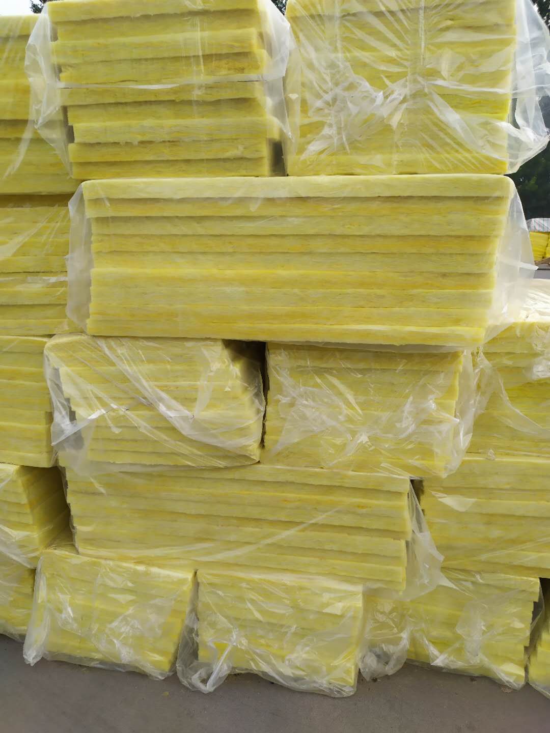 通遼玻璃棉板保溫材料價(jià)格解析