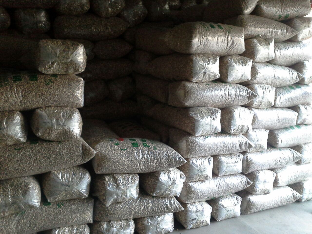 洛南縣保溫材料批發(fā)市場，繁榮與機遇并存