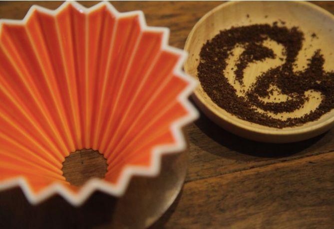用導(dǎo)熱性好的材料做保溫材料，一種顛覆性的理念創(chuàng)新