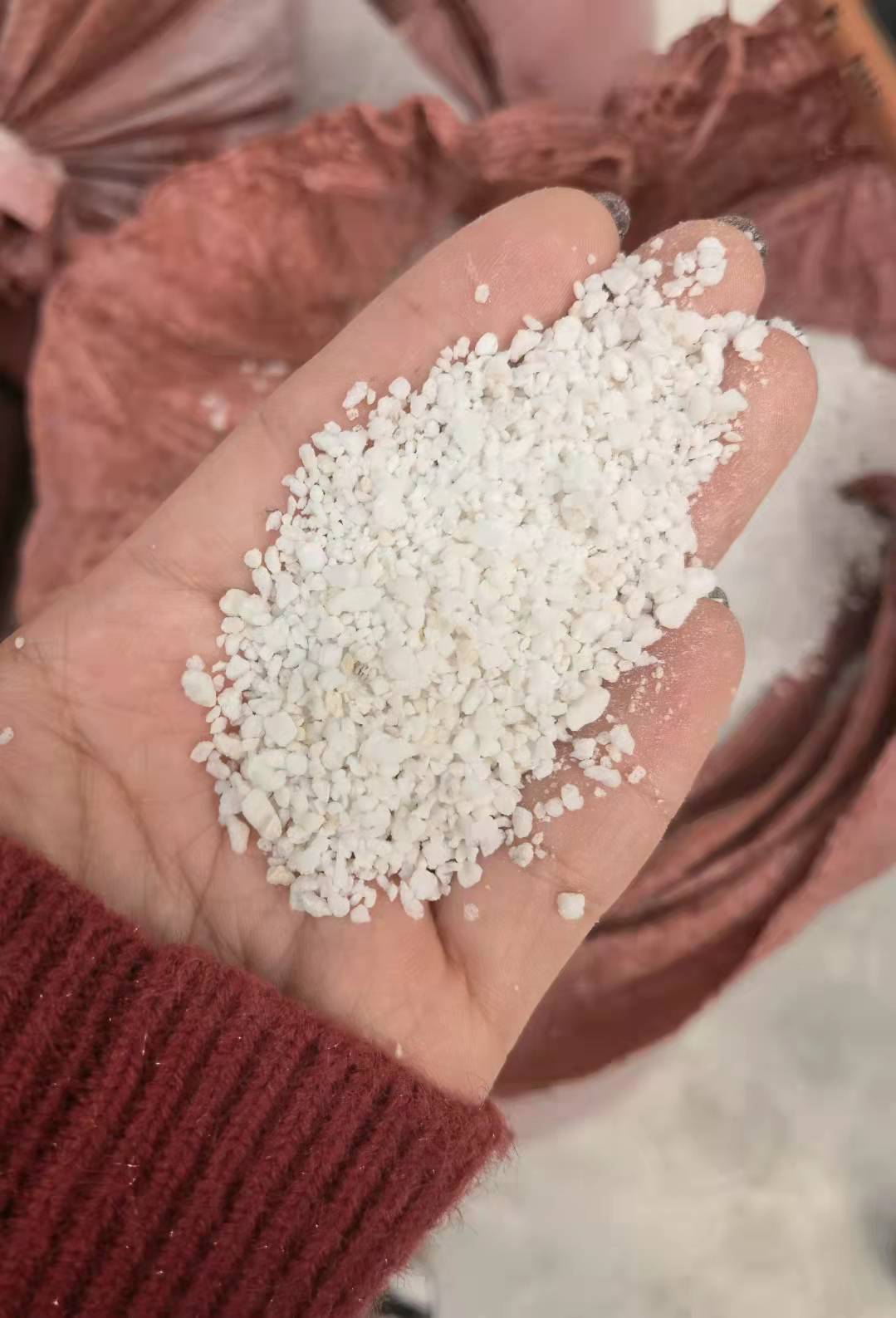 小宋的珍珠巖保溫材料之路，創(chuàng)新與堅(jiān)持的力量