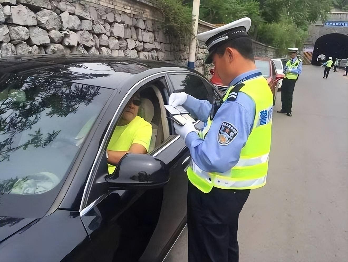 探究防火等級B1級保溫材料的重量特性