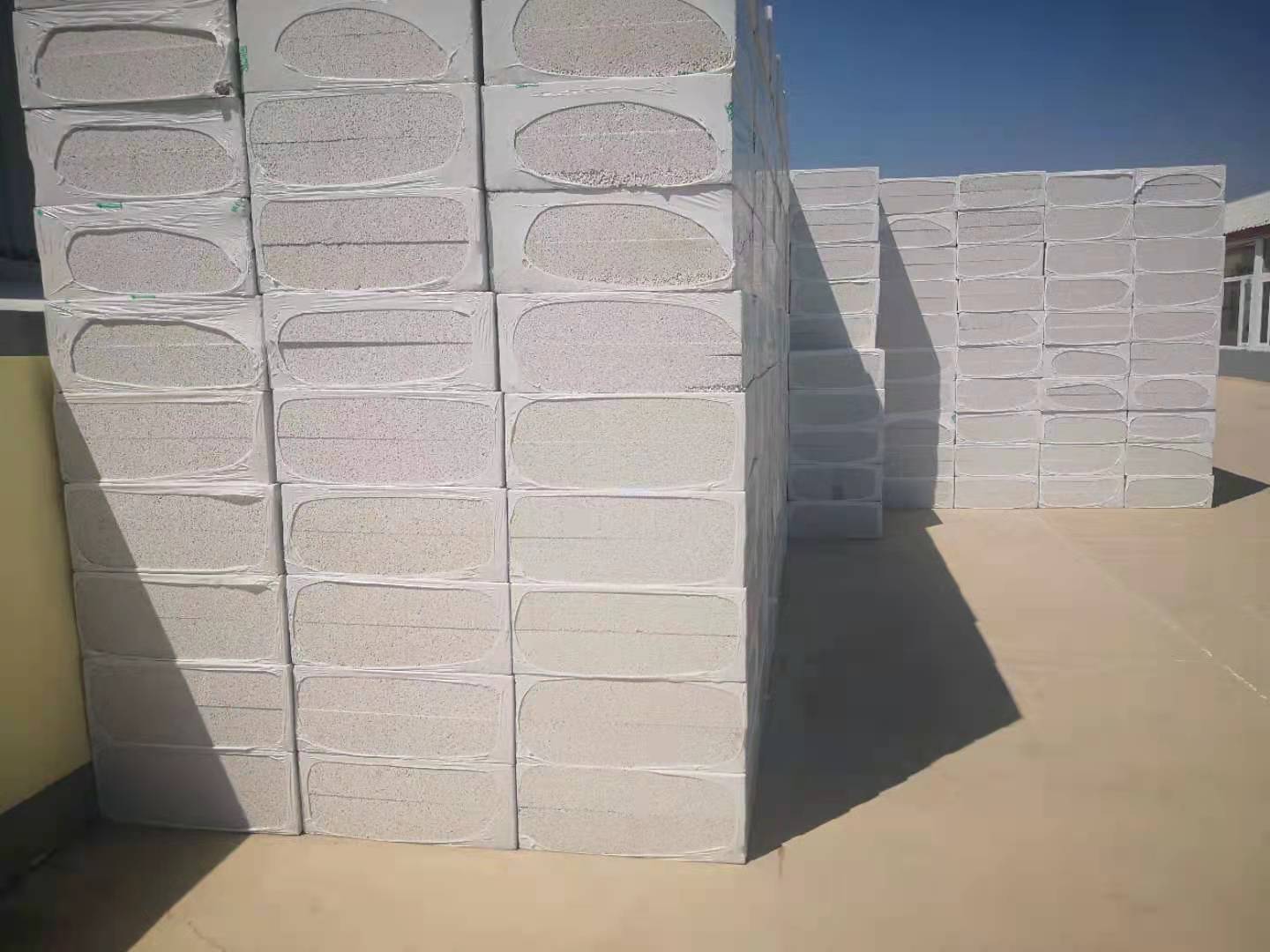 錫林浩特苯板保溫材料廠家專業(yè)深度解析