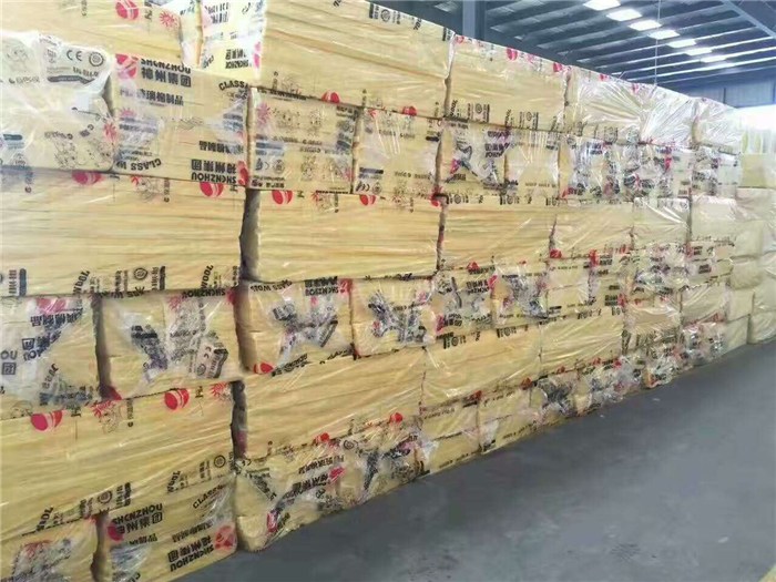 保溫材料之星，玻璃棉板加工廠的工藝、應用與發(fā)展趨勢