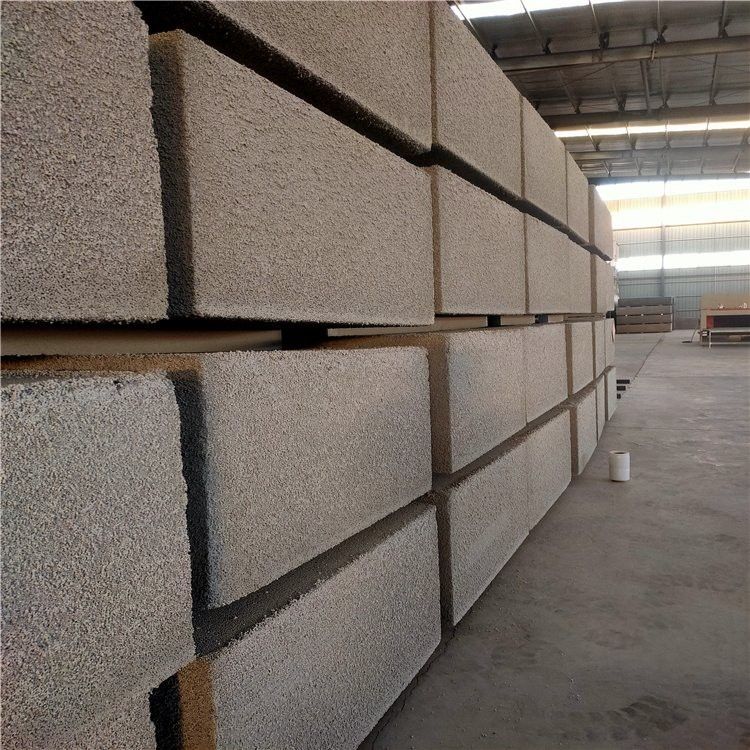六層樓采用A級(jí)保溫材料的優(yōu)勢(shì)與應(yīng)用