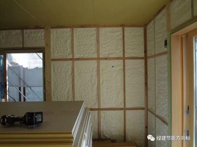 怎樣貼室內(nèi)保溫材料，優(yōu)化方法與技巧