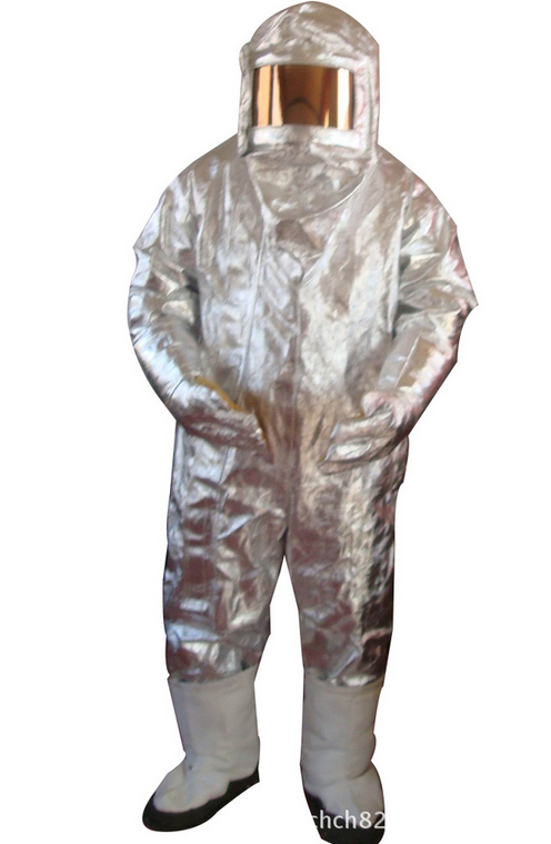 保溫材料防護(hù)服全貌探究及其重要性解析