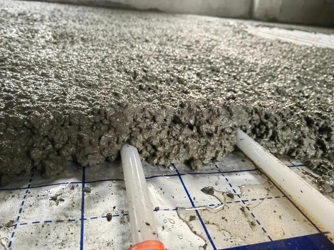 地暖回填過程保溫材料應(yīng)用探討，可否使用保溫材料？