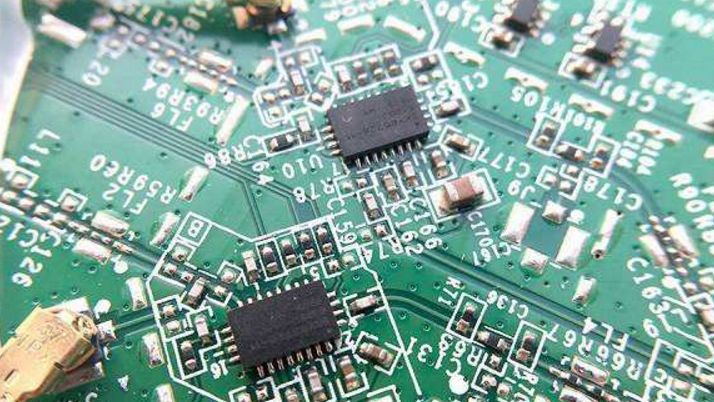 電路板保溫材料詳解，定義、特性及應(yīng)用領(lǐng)域探究