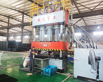 四川保溫材料液壓機(jī)訂購(gòu)攻略