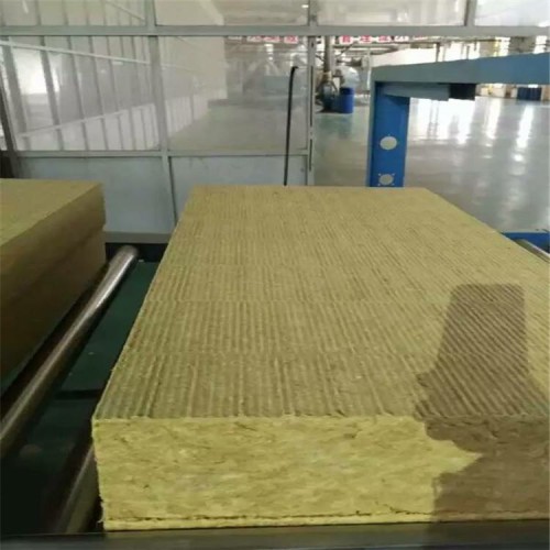 阿拉善巖棉板保溫材料直供，優(yōu)質(zhì)保溫解決方案的首選