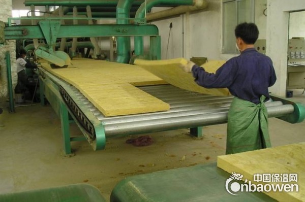 保溫材料廠男工的日常工作概況