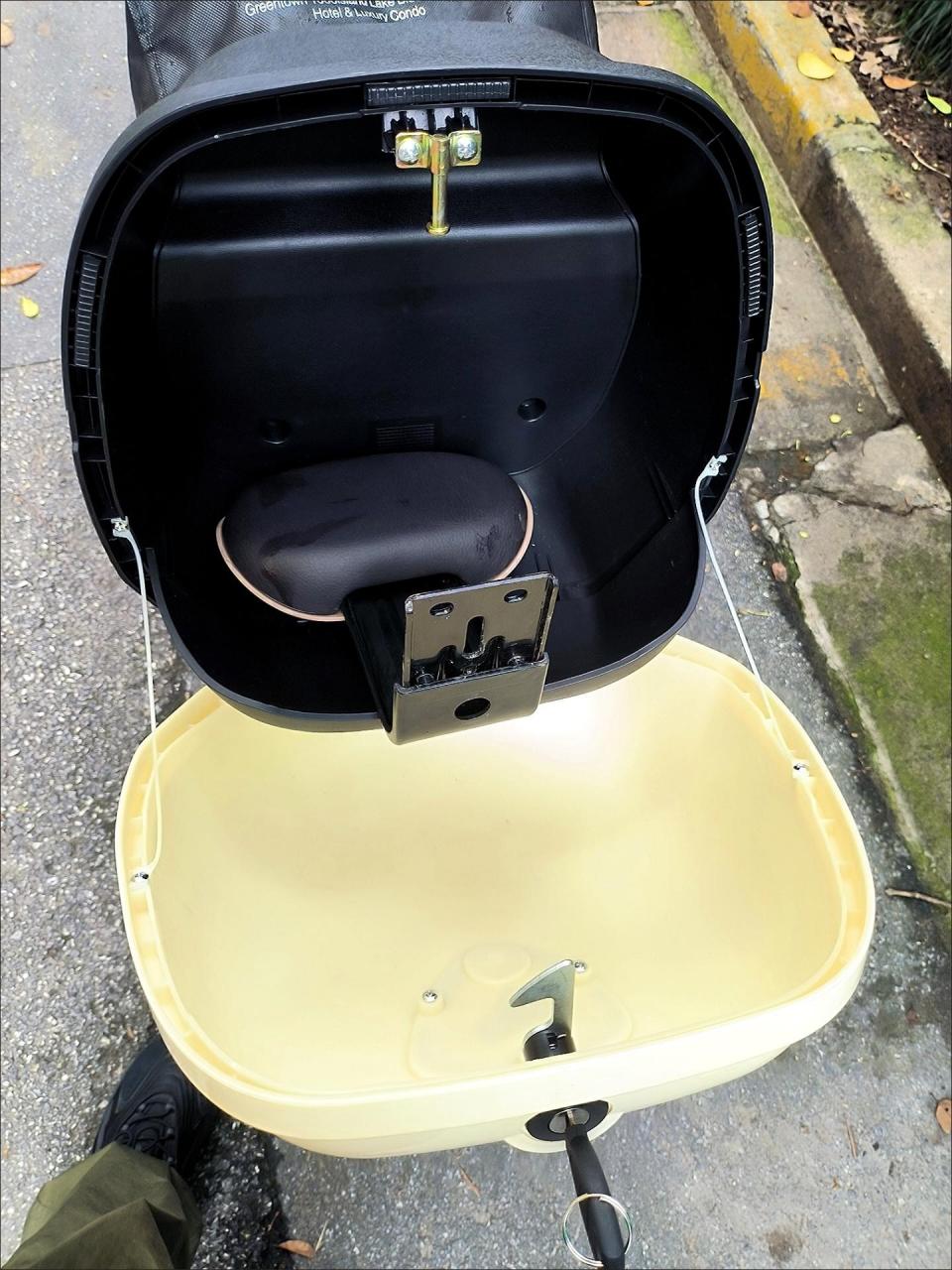 革新與實(shí)用性兼?zhèn)?，電?dòng)車后備箱保溫材料探索