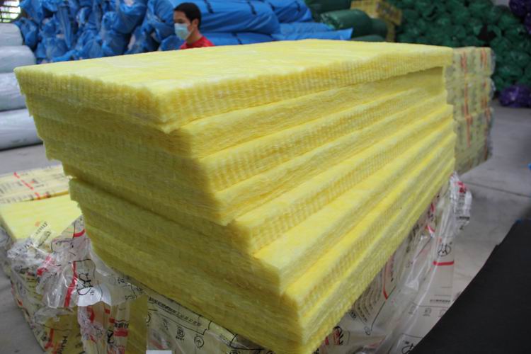 玻璃棉保溫材料的制作流程與工藝深度解析
