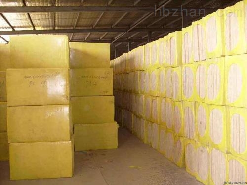 泛飛玻璃棉保溫材料廠家深度解析