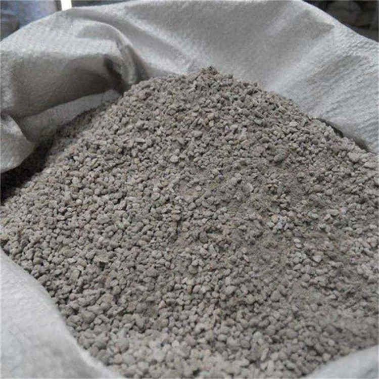 柴灰在保溫材料制作中的應(yīng)用及其制作方法
