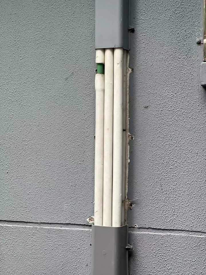 扣板內(nèi)保溫材料的種類與特性深度解析