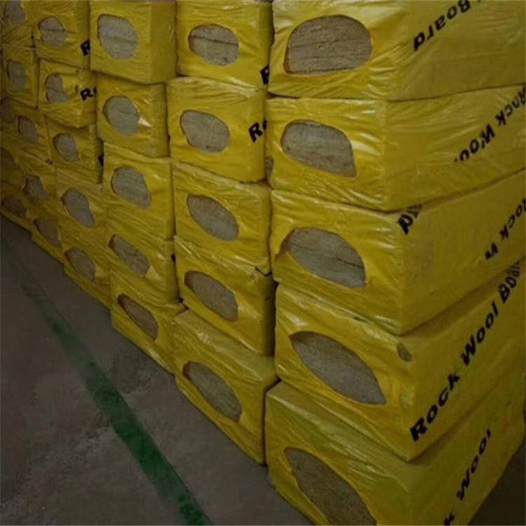 汪鳳娟與保溫材料廠家直銷(xiāo)，品質(zhì)與效率的完美結(jié)合