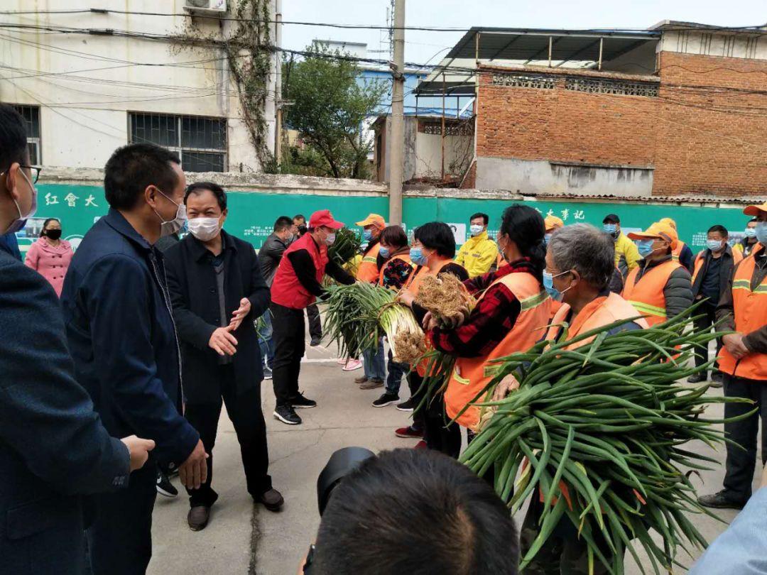 自噴式保溫材料廠家聯(lián)系方式，架起需求與供應(yīng)的溝通橋梁