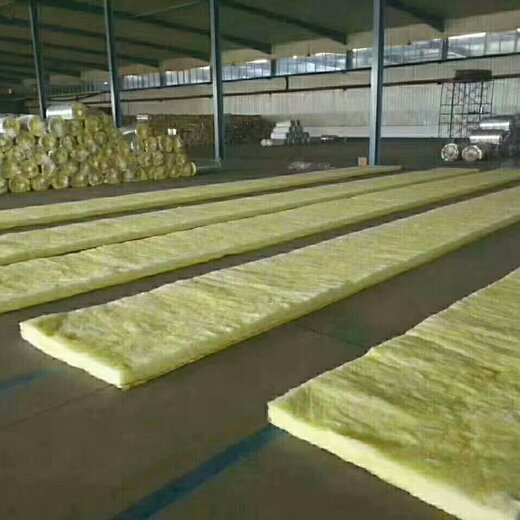 玻璃棉保溫材料防火板廠家，品質(zhì)與技術(shù)的完美結(jié)合