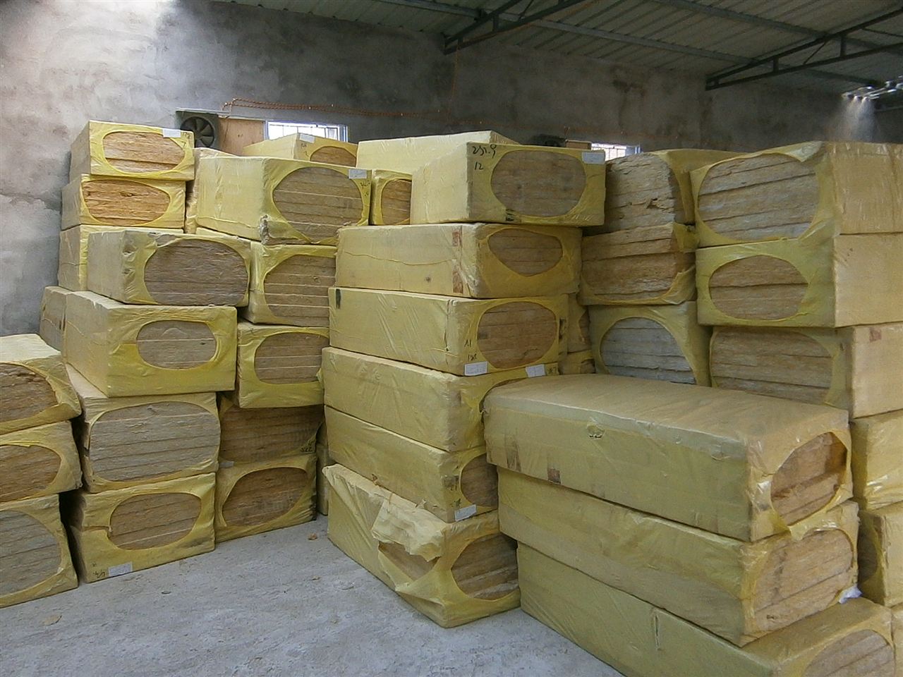 南窯保溫材料廠家聯(lián)系方式，一站式解決方案專業(yè)提供商