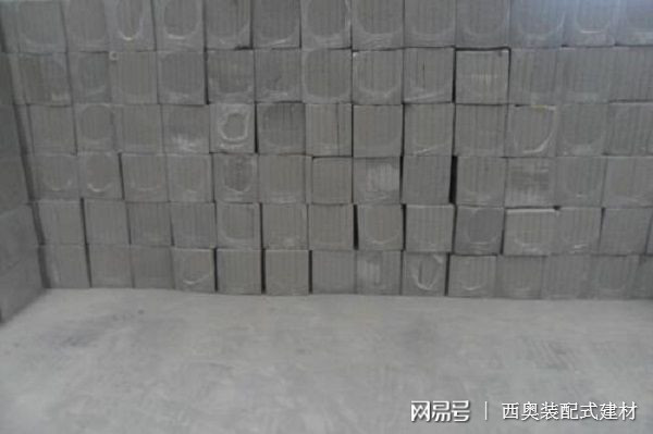 三面保溫材料一面裸露，建筑保溫技術(shù)的挑戰(zhàn)與創(chuàng)新