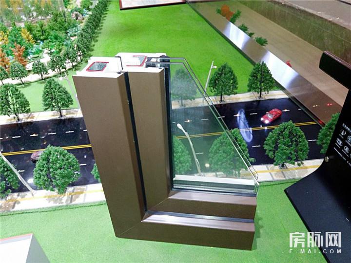 錦江區(qū)保溫材料批發(fā)市場(chǎng)，繁榮前沿，機(jī)遇與挑戰(zhàn)并存